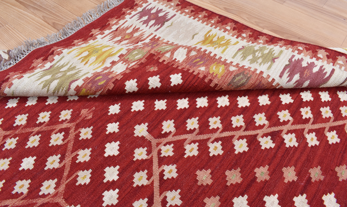 SUPER FINE KAZAK-RED SARKOI