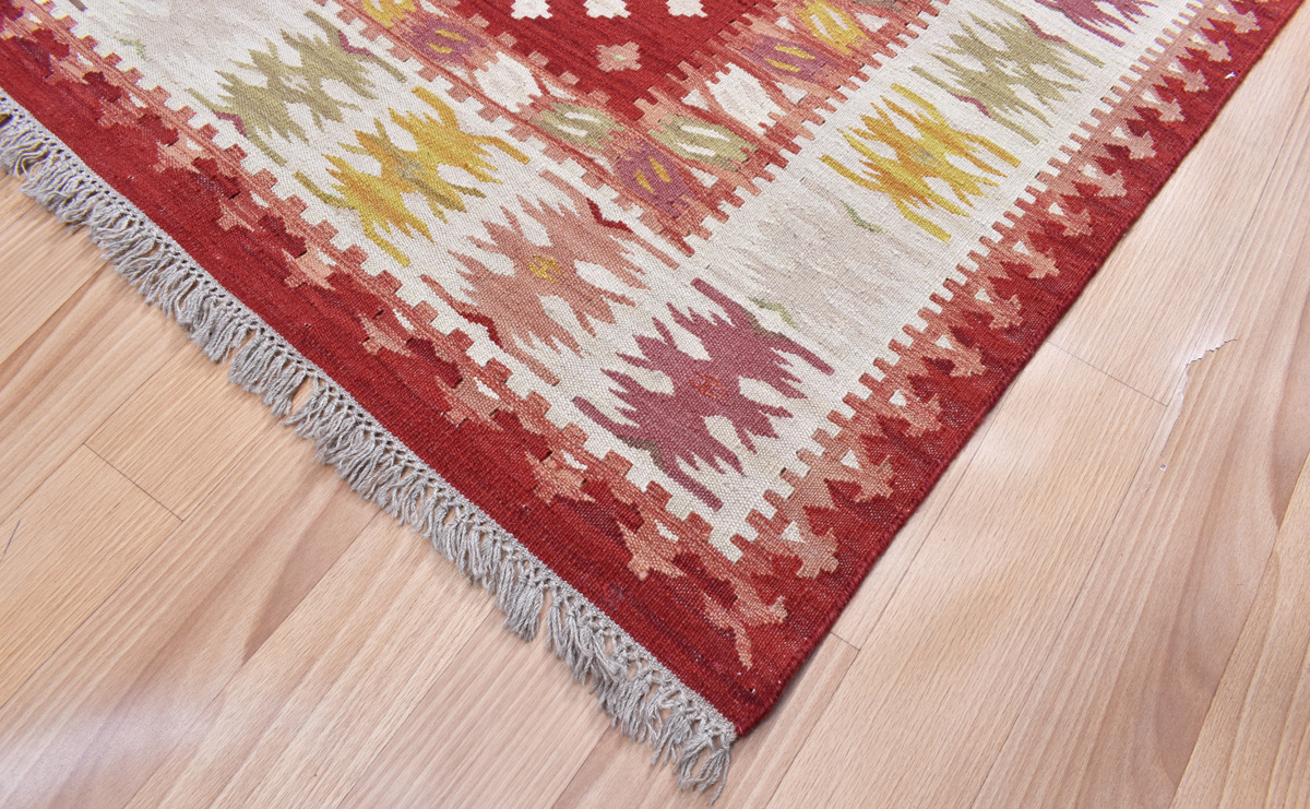 SUPER FINE KAZAK-RED SARKOI